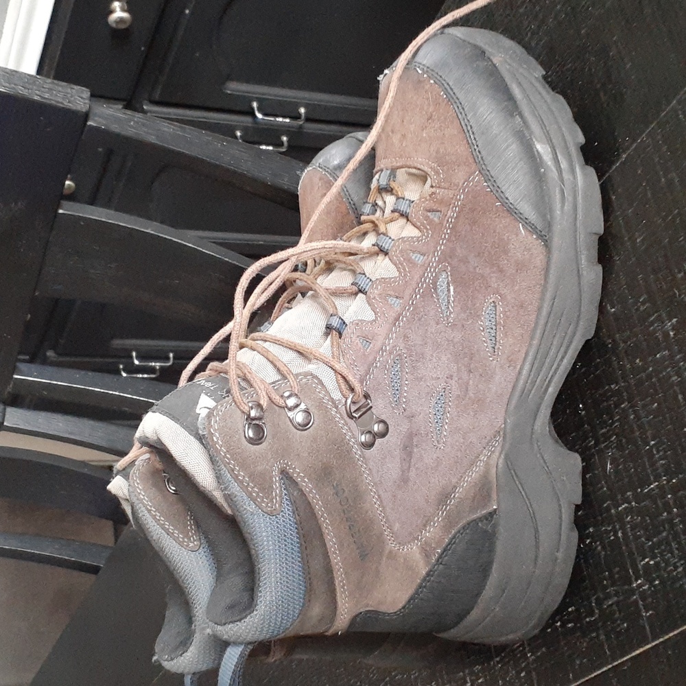 OZARK TRAIL TRAIL WATERPROOF WORK BOOTS